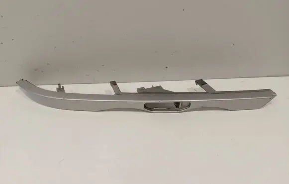 BMW 3 E46 Under headlight/headlamp trim 8227643