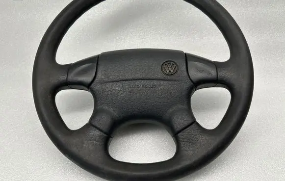 Volkswagen Golf III Steering wheel 357419091K 3A0419091 3A088021