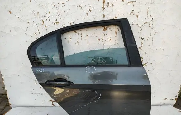 BMW 3 E90 E91 Rear door