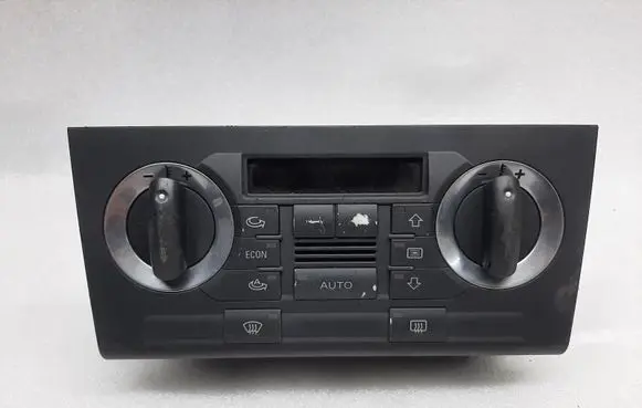 Audi A3 S3 8P Climate control unit 8P08200435PR
