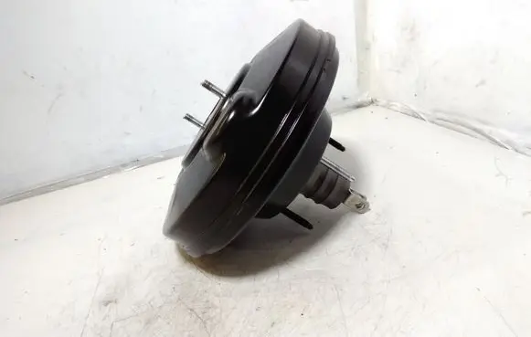 Ford C-MAX II Brake booster AV612B195JF