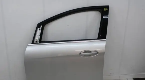 Ford C-MAX II Front door 