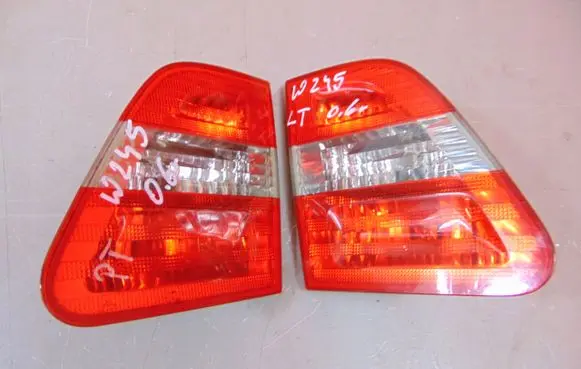 Mercedes-Benz B W245 Tailgate rear/tail lights