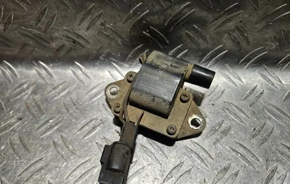 Hyundai Pony High voltage ignition coil 2730124520 DSA117