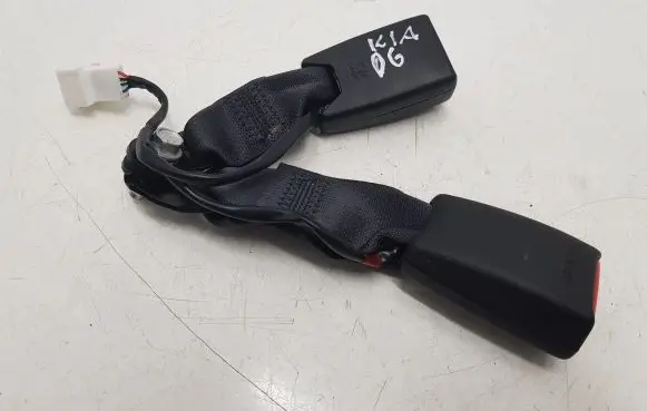 KIA Soul Middle seatbelt buckle (rear) 