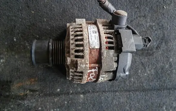 Ford Focus Generator/alternator CV6T10300GA