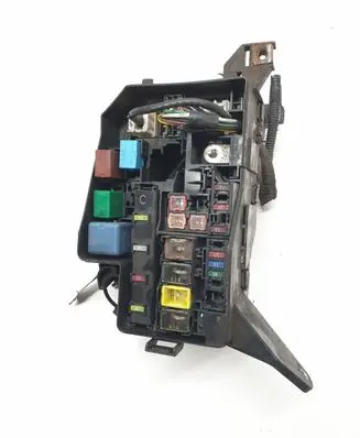 Toyota RAV 4 (XA30) Fuse module