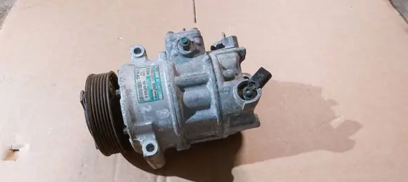 Volkswagen PASSAT B6 Air conditioning (A/C) compressor (pump) 1K0820803S 8680F 02776412563
