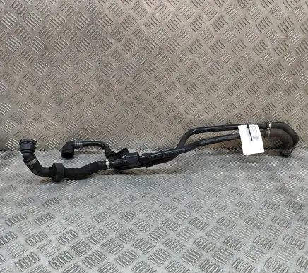 Mercedes-Benz CLA C118 X118 Engine coolant pipe/hose A1775010302