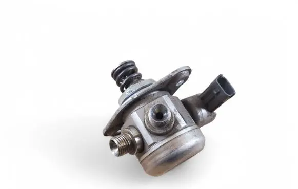 Jaguar F-Type Fuel injection high pressure pump DX239D376AB