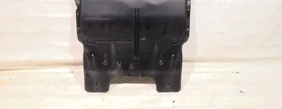 Volkswagen T-Cross Engine splash shield/under tray 2Q0825236