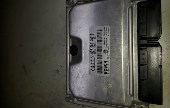 Audi A6 S6 C5 4B Engine control unit/module 0281010897