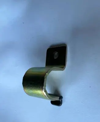 Mitsubishi Carisma Sway bar bush bracket, front MR914411