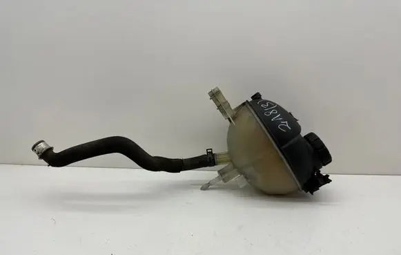Mercedes-Benz CLS C218 X218 Coolant expansion tank/reservoir A2045000549 A2125015782