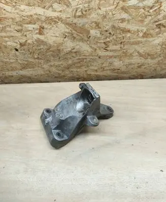 Porsche Cayenne (92A) Engine mounting bracket 7L8199307F