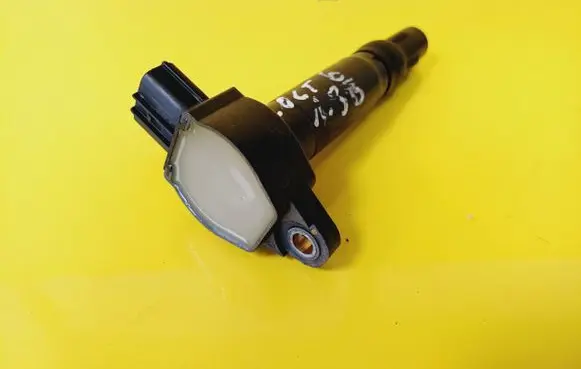 Mitsubishi Colt High voltage ignition coil MN195616