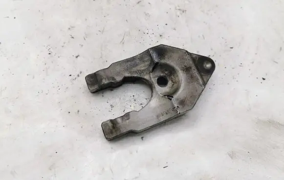 Nissan X-Trail T30 Fuel Injector clamp holder NOCODE