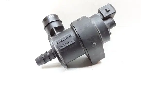 Volvo XC70 Valve vacuum 