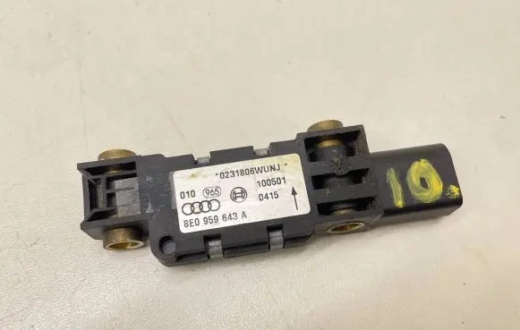 Audi A4 S4 B6 8E 8H Airbag deployment crash/impact sensor 8E0959643A