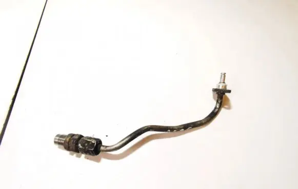 Lexus IS 220D-250-350 Fuel line pipe