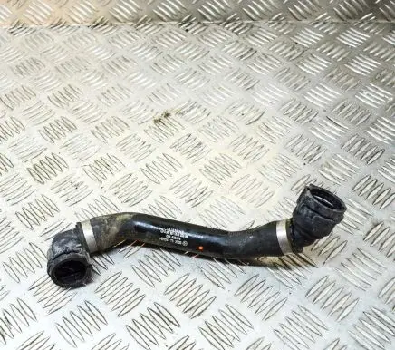 Mercedes-Benz Sprinter W907 W910 Engine coolant pipe/hose A9075011800