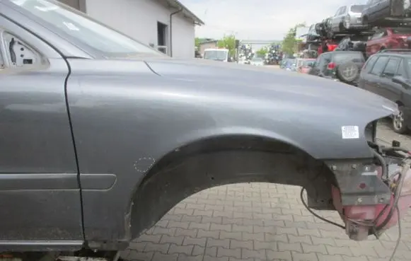 Volvo S60 Fender
