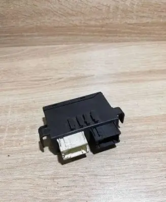 BMW 3 E46 Wing mirror control module 8386427