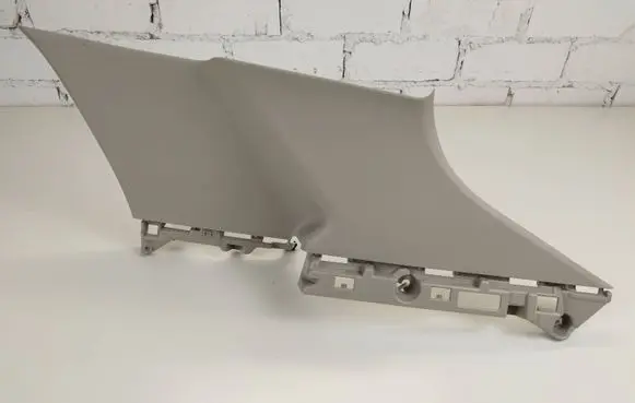 Nissan Ariya (C) pillar trim