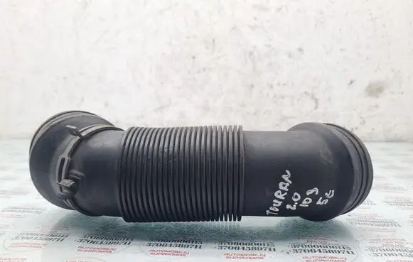 Volkswagen Touran I Air intake hose/pipe 1K0129684L