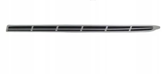 BMW X7 G07 Sill/side skirt trim 7468102