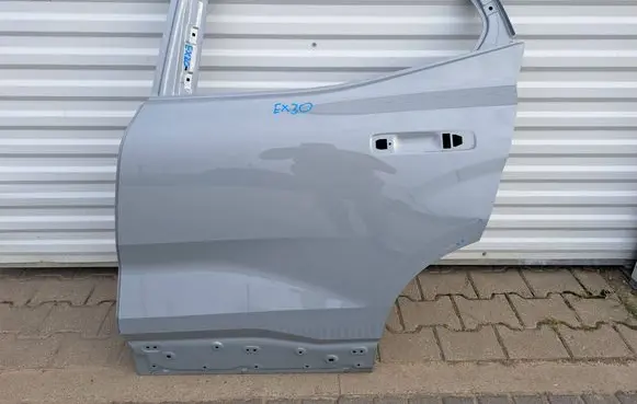 Rear door
