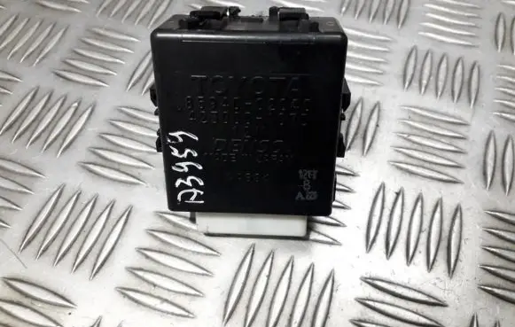 Toyota Auris 150 Window wiper relay 8594002040 85940-02040
