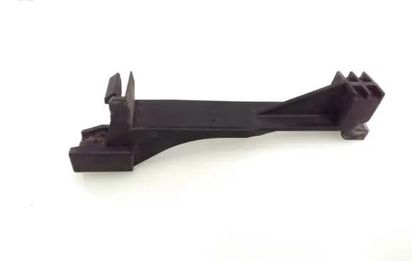 Mercedes-Benz ML W164 Radiator mount bracket A1645040118