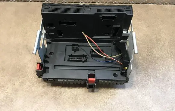 Mercedes-Benz S W221 Fuse module A2219006902