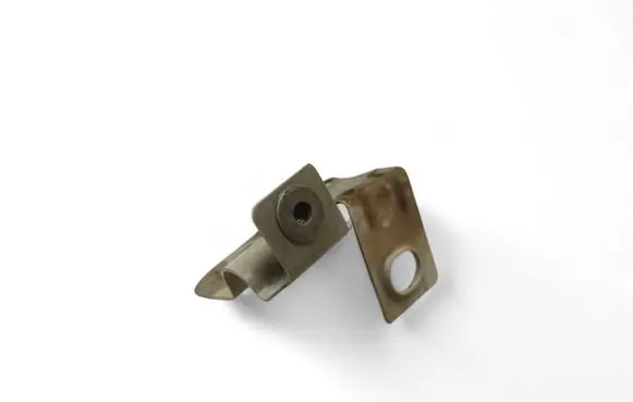 Audi Q7 4M Fender mounting bracket 4M0821167A