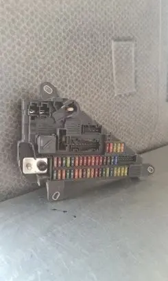 BMW 5 E60 E61 Fuse box set 690661901 6906619