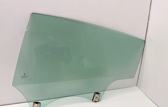 Tesla Model 3 Rear door window glass 43R011570 E008686