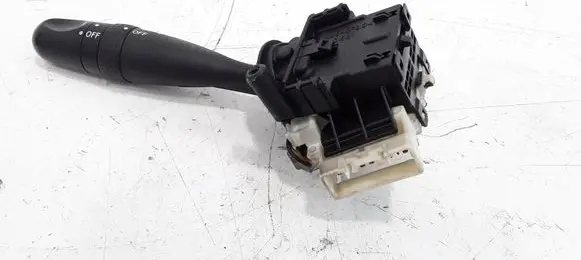Toyota Corolla E120 E130 Indicator stalk 173681