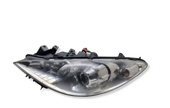 Peugeot 307 Headlight/headlamp 