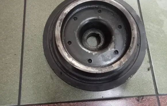 Mercedes-Benz Sprinter W901 W902 W903 W904 Crankshaft pulley A6120300206