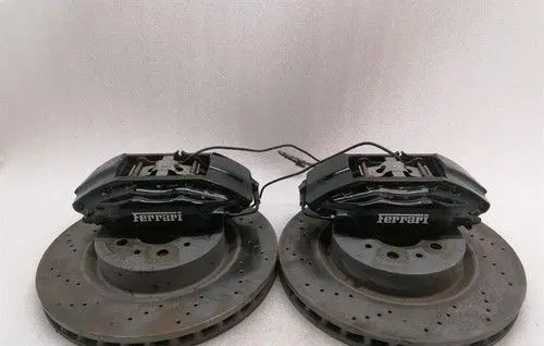 Ferrari 550 Maranello Front Brake Caliper Pad/Carrier