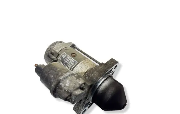 Toyota Avensis T250 Starter motor 281000G040