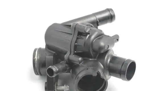 Mercedes-Benz C W205 Thermostat