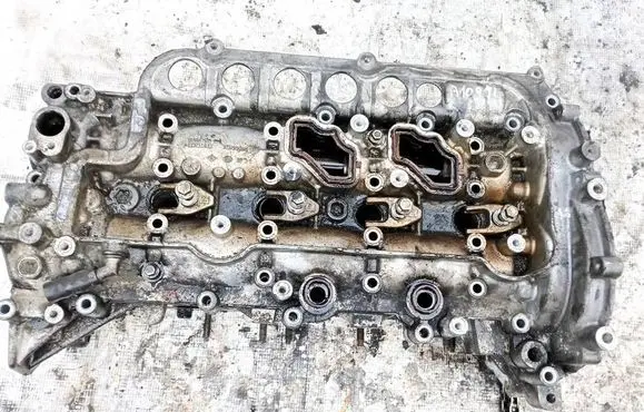 Nissan Qashqai Engine head 8200519994 8200539196