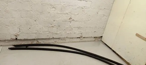 Roof trim bar molding cover