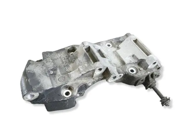 BMW 5 F10 F11 Generator/alternator bracket 8506863