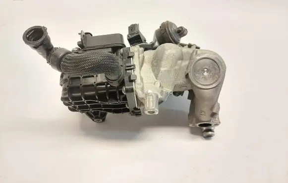 Opel Vivaro EGR valve cooler 9827225180JLK01