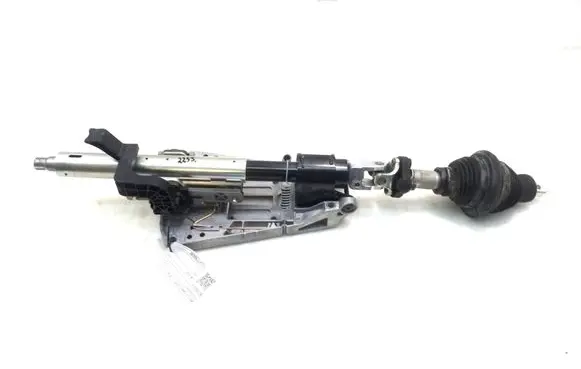 Mercedes-Benz CLS C218 X218 Steering wheel axle A2184600016