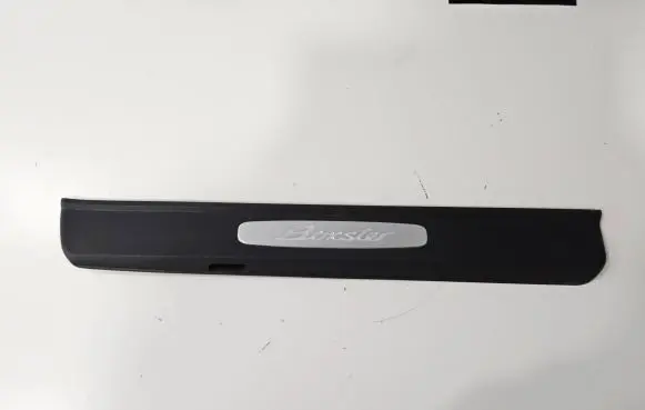 Porsche Boxster 982 Front sill trim cover 981504468201E0 98150466803 98150466803FFF