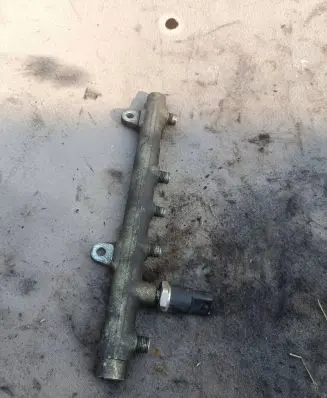 Renault Scenic I Fuel main line pipe 7700111013 0445214015